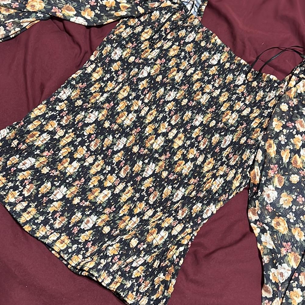 Woman top - Picture 3 of 4